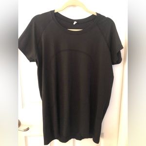 Lululemon swiftly tech short sleeve size 14